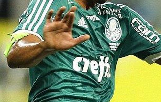 Arsenal after 18-year-old Brazilian Gabriel Jesus