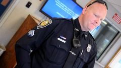 Policeman goes viral after he paid for woman who stole ingredients for her kid’s birthday cake