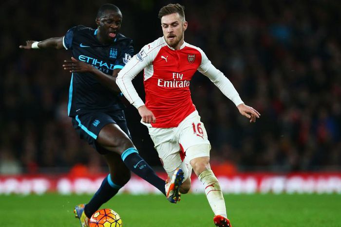 ___4492036___https:______static.pulse.com.gh___webservice___escenic___binary___4492036___2015___12___23___19___yayatoureaaronramsey-cropped_pwrtabrzikxy16xam5kwq718u