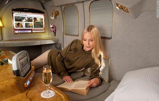 ___4277310___https:______static.pulse.com.gh___webservice___escenic___binary___4277310___2015___10___20___14___151007153830-emirates-first-1-exlarge-169