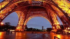 ___4386920___https:______static.pulse.com.gh___webservice___escenic___binary___4386920___2015___11___23___18___filename-tour-eiffel