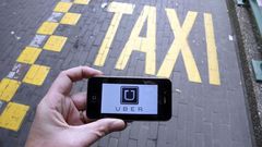 U.S. judge certifies class action against Uber over gratuities