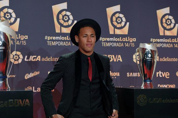 ___4413206___https:______static.pulse.com.gh___webservice___escenic___binary___4413206___2015___12___1___16___neymar-cropped_1nbaotv781fzo13j90ahhf4dzt_3