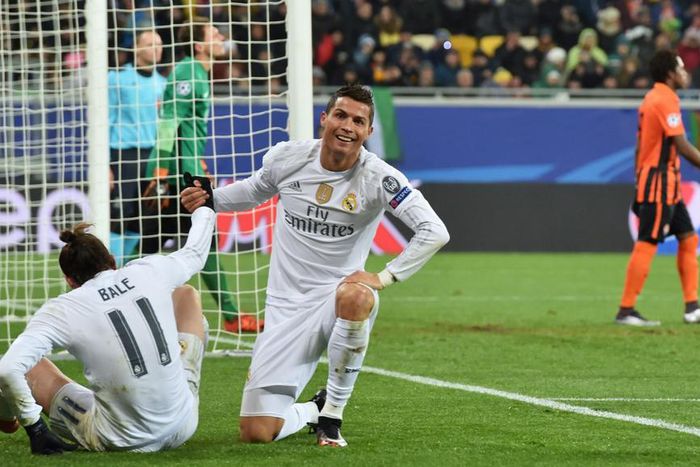 ___4403347___https:______static.pulse.com.gh___webservice___escenic___binary___4403347___2015___11___28___18___gareth-bale-cristiano-ronaldo-cropped_g5dab6yb6a551nfkn9feco5ud_3