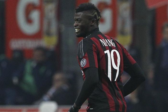 ___4404466___https:______static.pulse.com.gh___webservice___escenic___binary___4404466___2015___11___29___12___mbayeniang-cropped_1m140fcdivpiy15tng7w7hizuc_2