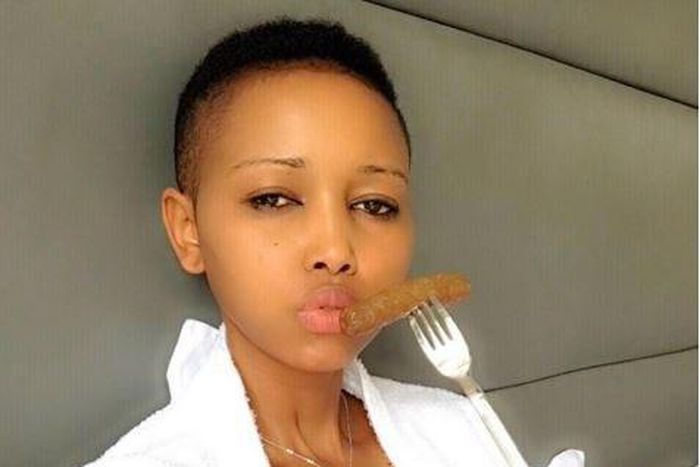 Huddah Monroe exposing her boob