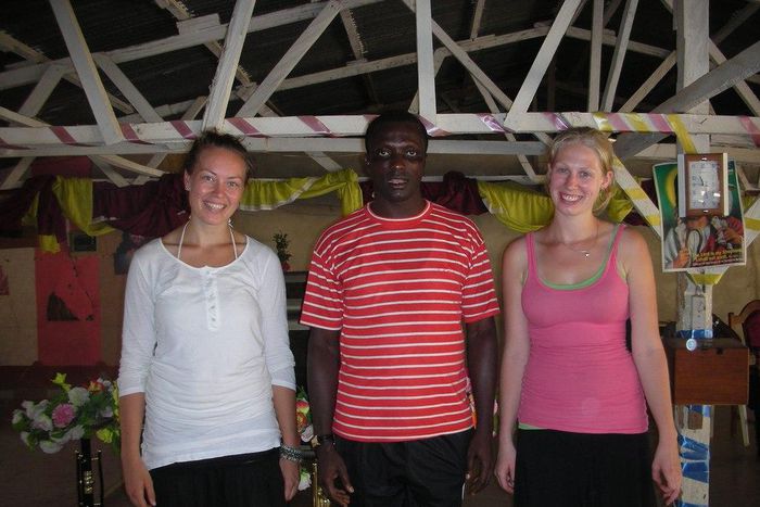 Bishop Columbus Appiah in the middle