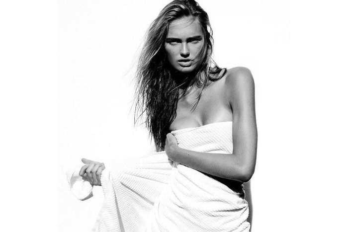 Romee Strijd for Mario Testino's 'Towel Series'