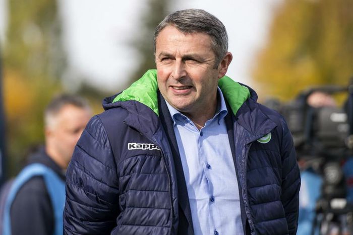 ___4355942___https:______static.pulse.com.gh___webservice___escenic___binary___4355942___2015___11___13___17___klausallofs-cropped_9hcdf1mnb4v316y5clugn7i2y_1