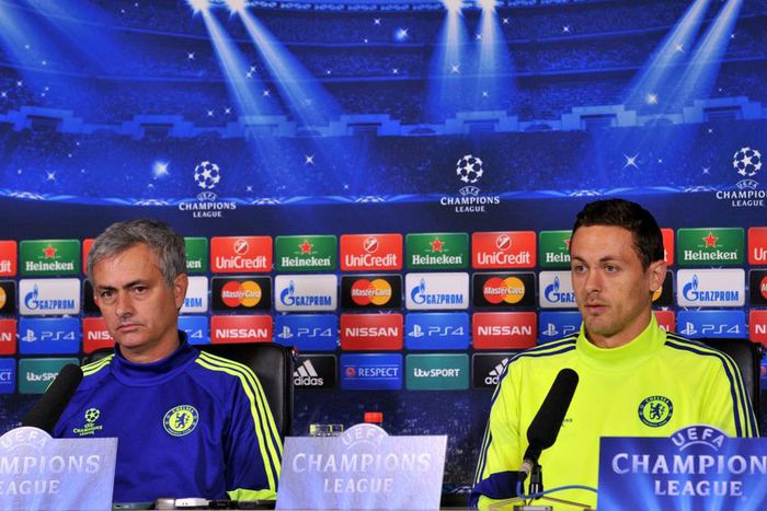 ___4488726___https:______static.pulse.com.gh___webservice___escenic___binary___4488726___2015___12___22___19___josemourinhonemanjamatic-cropped_j43scl3986ke11yb0ncy42tr1