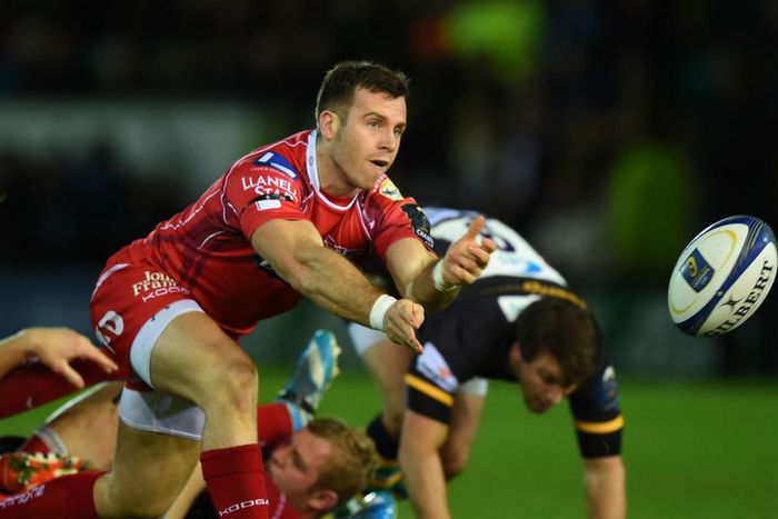 ___4487712___https:______static.pulse.com.gh___webservice___escenic___binary___4487712___2015___12___22___15___garethdavies-cropped_10n5p9gge5jku1bjc0zw3mzhla