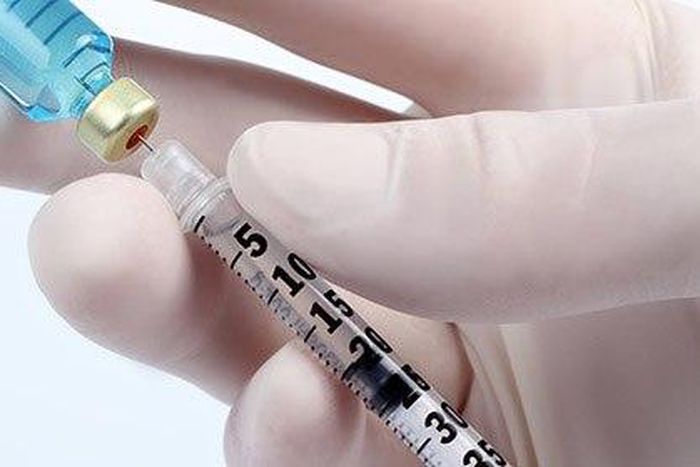 ___4362499___https:______static.pulse.com.gh___webservice___escenic___binary___4362499___2015___11___16___11___Ebola-Vaccine