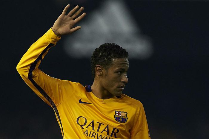 ___4441522___https:______static.pulse.com.gh___webservice___escenic___binary___4441522___2015___12___24___19___neymar-cropped_qbsmillzwb3p1i971wg5vmpcx