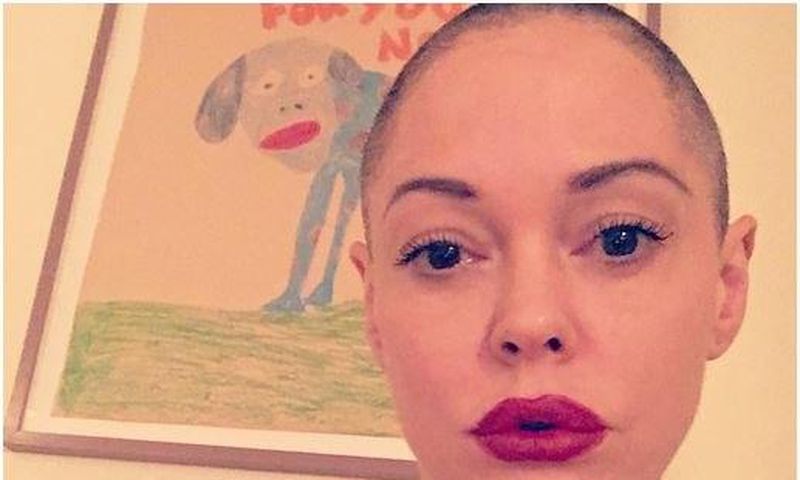 Rose McGowan goes bald