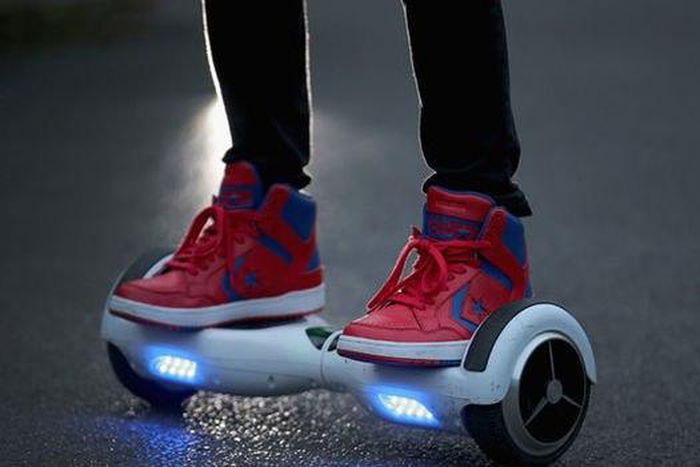 ___4288892___https:______static.pulse.com.gh___webservice___escenic___binary___4288892___2015___10___23___19___The-hoverboard-craze-is-sweeping-the-nation-614183