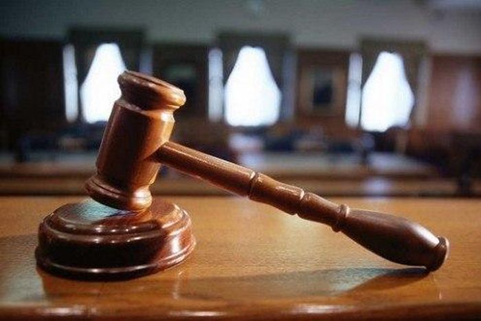 ___4290536___https:______static.pulse.com.gh___webservice___escenic___binary___4290536___2015___10___24___19___gavel-530x330