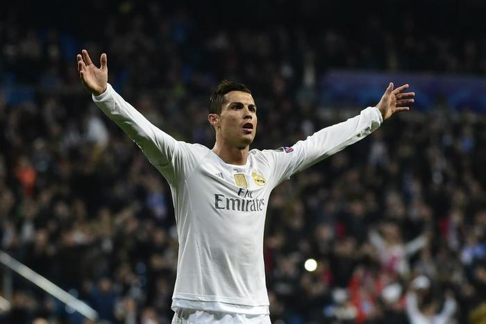 ___4442006___https:______static.pulse.com.gh___webservice___escenic___binary___4442006___2015___12___28___14___cristiano-ronaldo-cropped_zo1ilo9yy661iltj1kmytybk_2