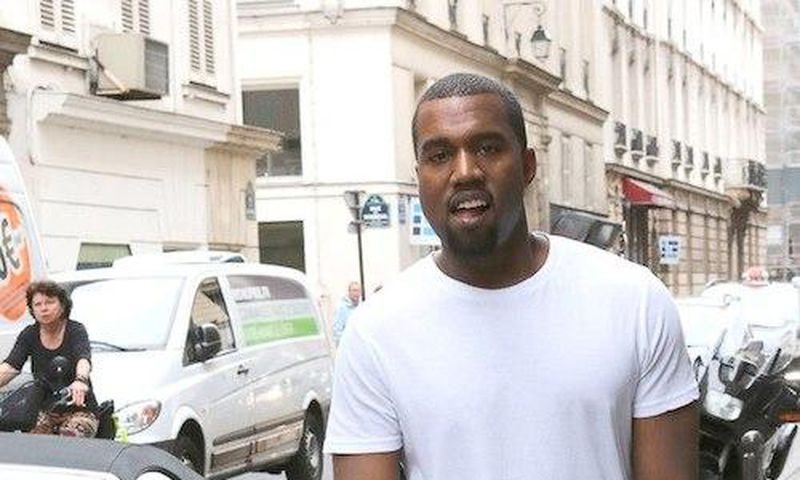 Kanye West in plain white tee shirt