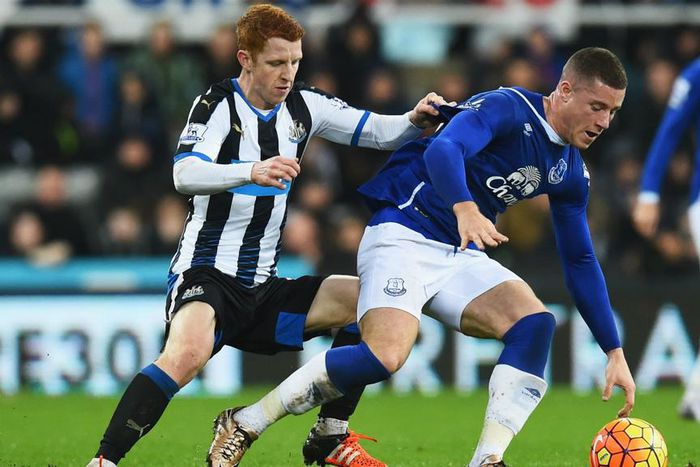 ___4498750___https:______static.pulse.com.gh___webservice___escenic___binary___4498750___2015___12___26___20___ross-barkley-jack-colback-cropped_z1e02b77j5fw1tvo6vcsmm572