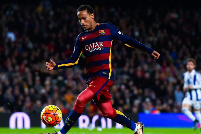 ___4404404___https:______static.pulse.com.gh___webservice___escenic___binary___4404404___2015___12___14___15___neymar-cropped_11ycyijom4pkg1rt9lwmsnx8h6