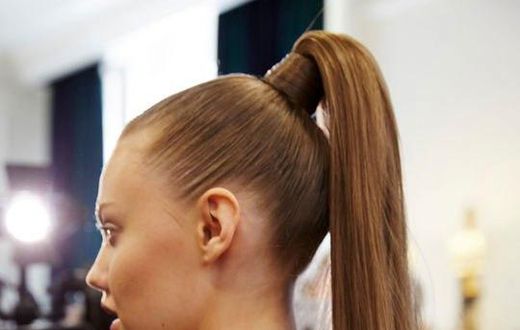 ___4332980___https:______static.pulse.com.gh___webservice___escenic___binary___4332980___2015___11___6___13___balmain-ss16-pfw-ponytail-detail