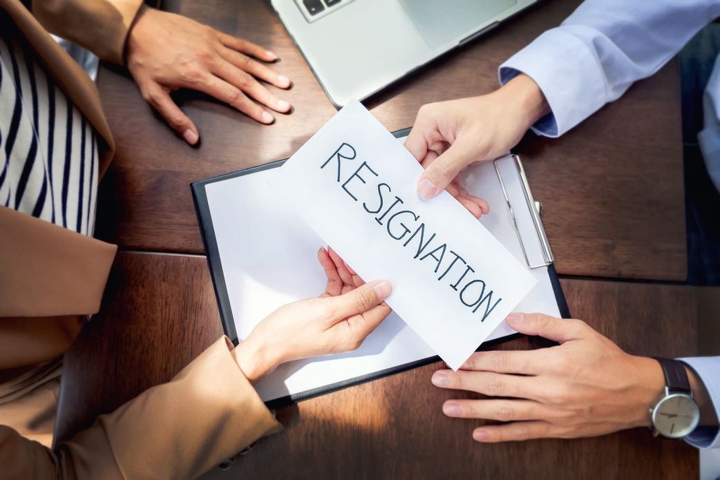 8 clear signs you’re working in a toxic workplace