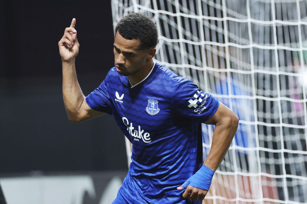 Manchester United win Premier League Summer Series after 2-2 draw with Everton
