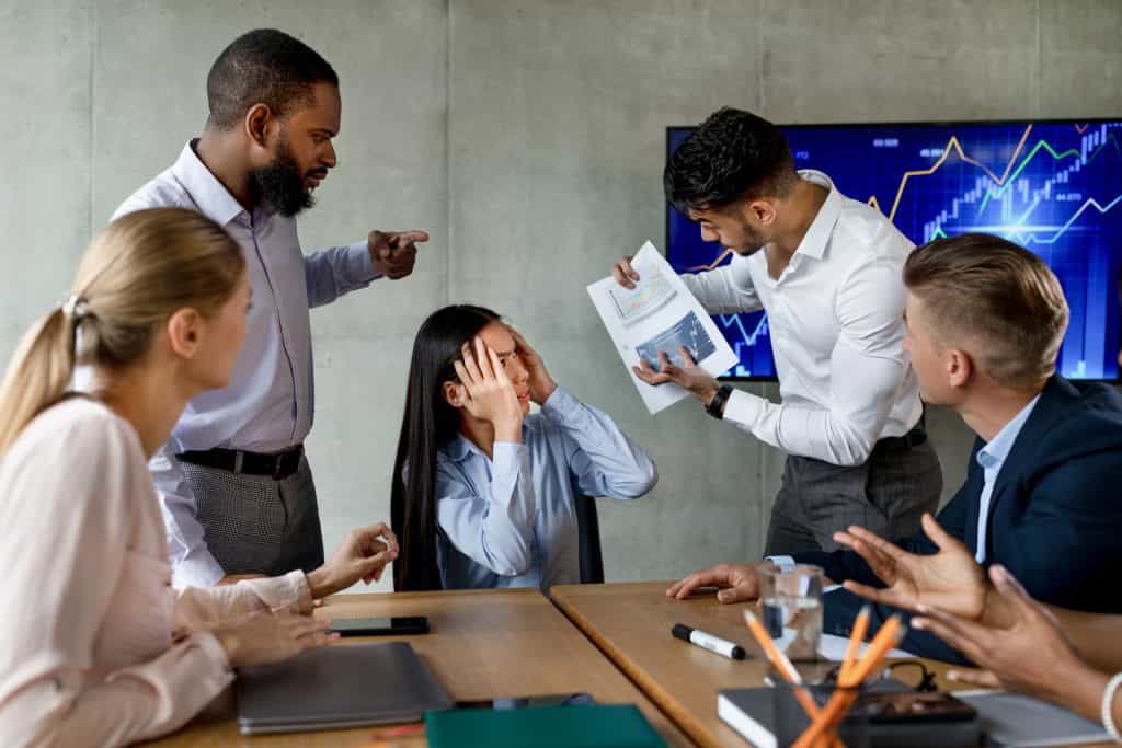 8 clear signs you’re working in a toxic workplace