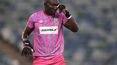 'It's our job to help him psychologically because...' - Coach after Richard Ofori's mistakes