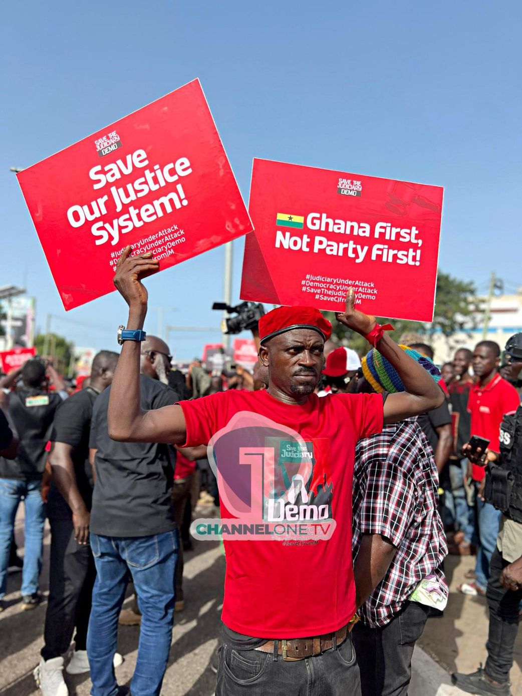 #SaveTheJudiciaryDemo: Afenyo-Markin urges judicial service to declare sit-down strike