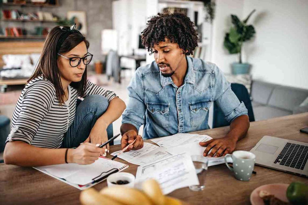 6 money habits that quietly make you less attractive to potential partners