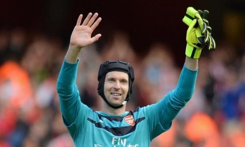 Cech looking forward to beating former club Chelsea again