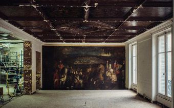 The treasure behind the wall