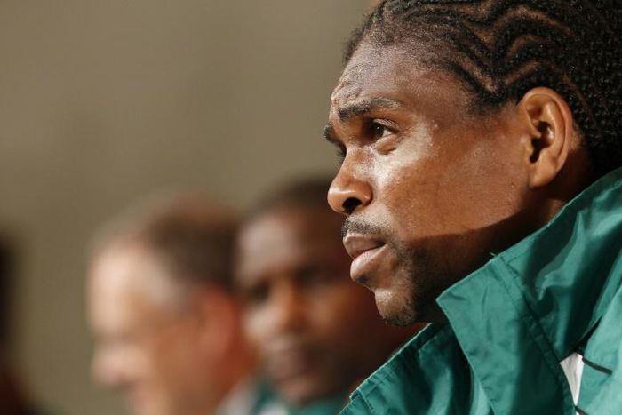 Nwankwo Kanu says he has suffered the "saddest day" of his life after his career medals vanished from a Lagos property at the centre of a long-running legal battle