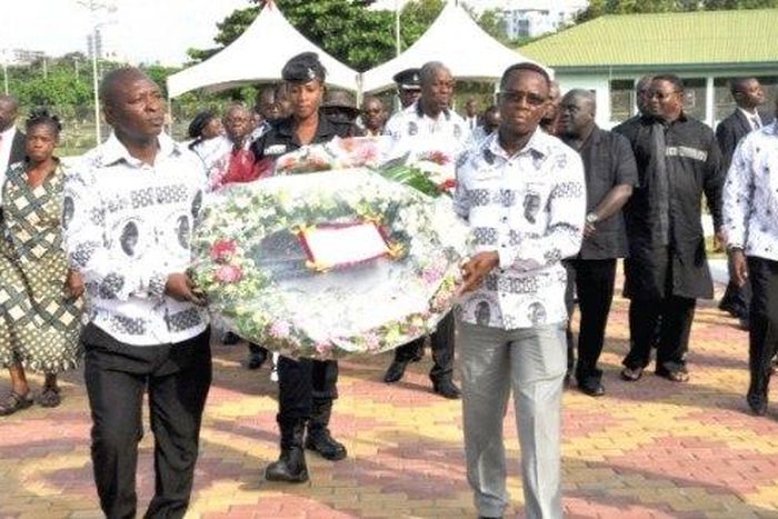 ___4012477___https:______static.pulse.com.gh___webservice___escenic___binary___4012477___2015___7___26___17___wreath-620x330