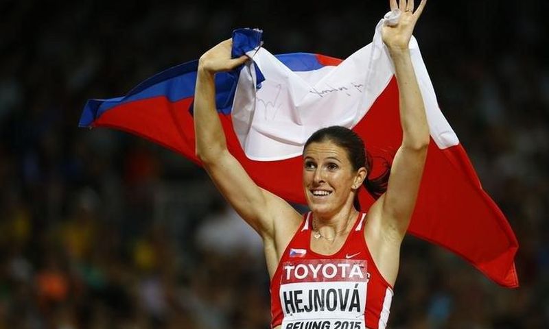 Athletics-Czech Hejnova first woman to retain 400m hurdles title