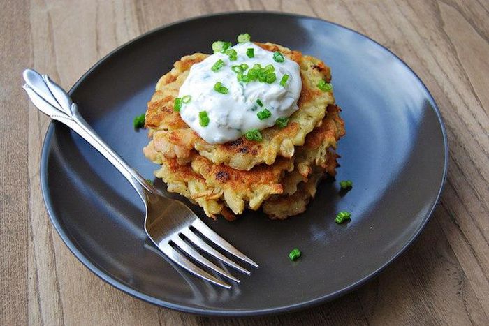 Smoked salmon latkes