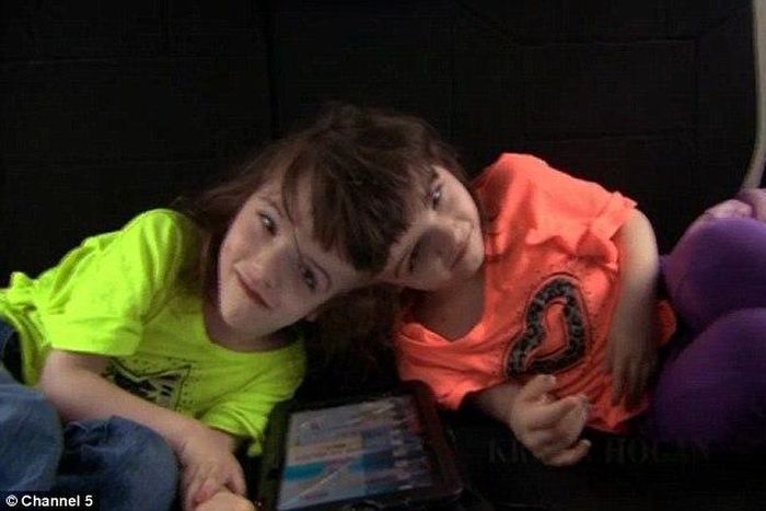 ___4082642___https:______static.pulse.com.gh___webservice___escenic___binary___4082642___2015___8___18___17___2B7480F900000578-3201226-image-m-10_1439885932584