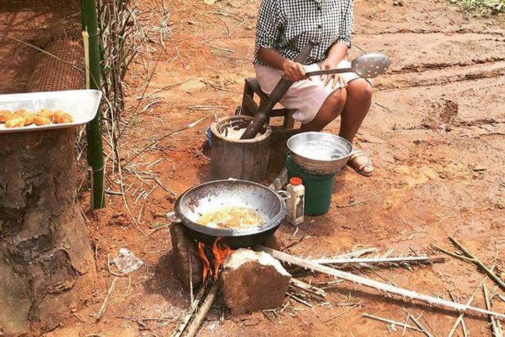 Ebube Nwagbo on set of 'Jaja'