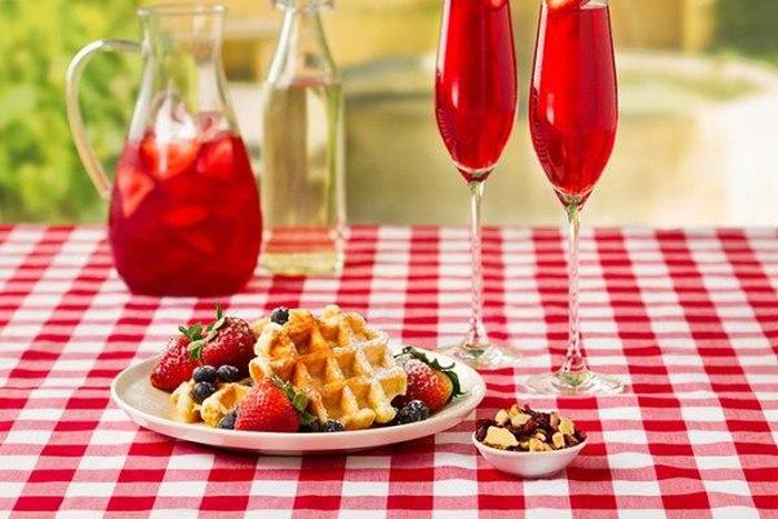 Strawberry mimosa cocktail