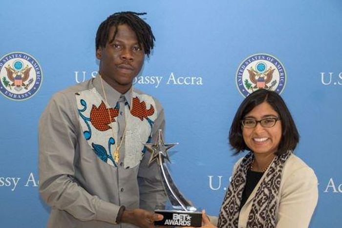 Stonebwoy with Sarah Shabbir, the Cultural Attaché