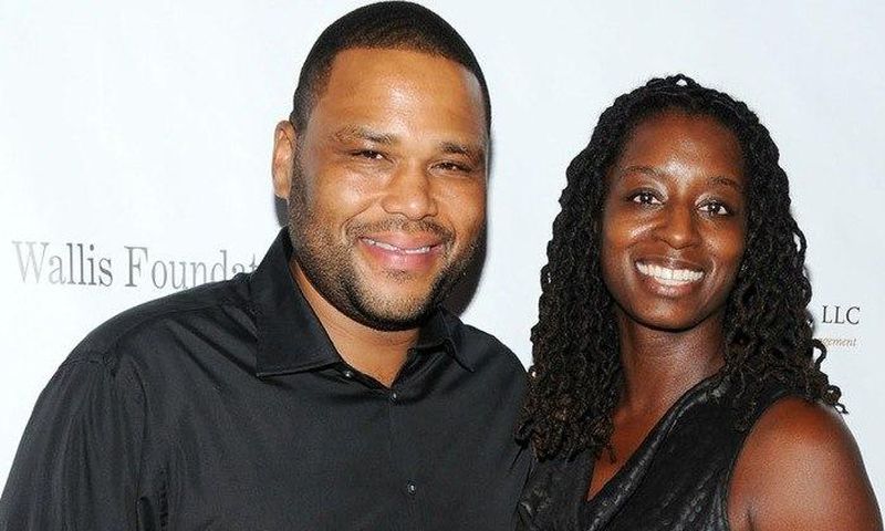 Anthony anderson and wife, Alnia Stewart