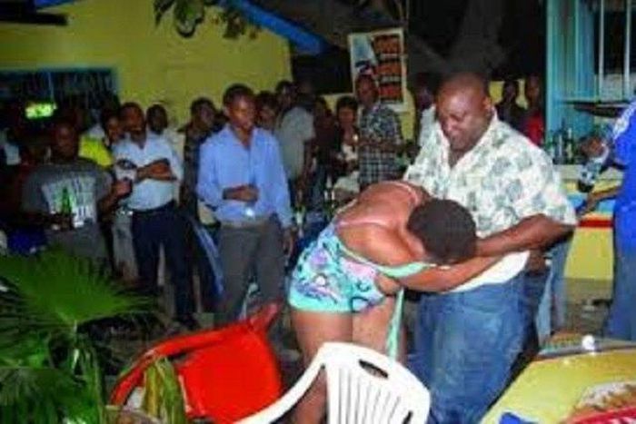 Man beaten up by prostitutes