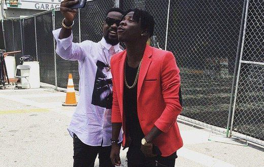 (From left to right) Sarkodie and Stonebwoy