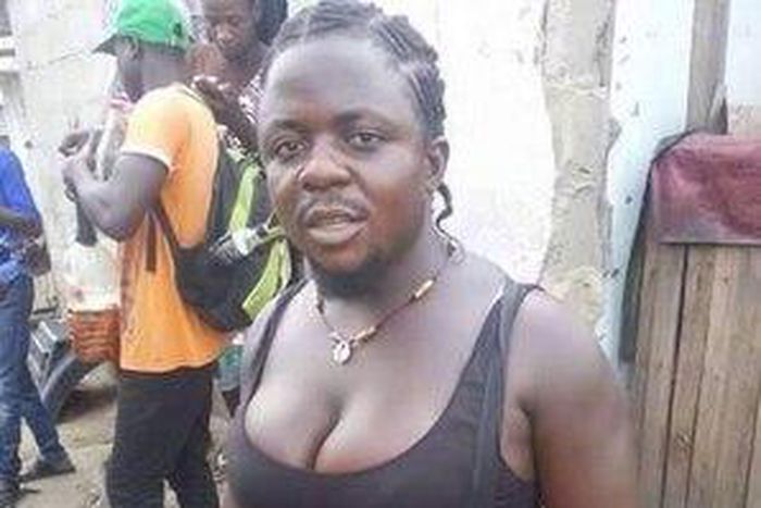 Is this a man? Is this a woman? Is he/she some weird mixed-breed? Tell us what you think in the comment box below