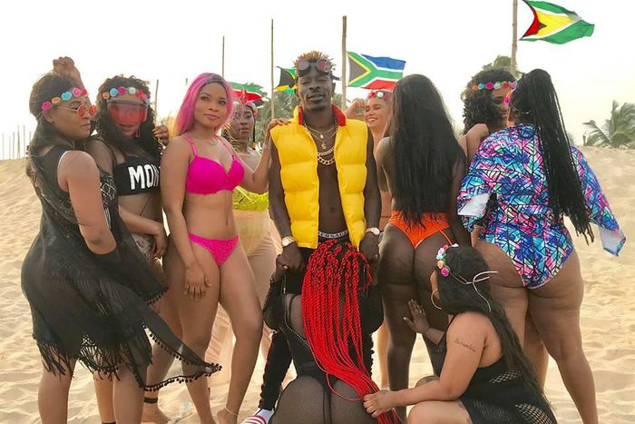 Shatta Wale behind-the-scenes of "Island" music video