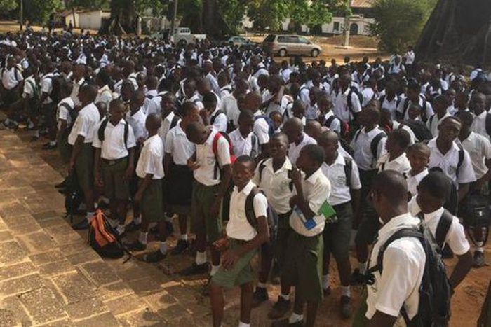 Pupils return to school in Sierra Leone after nine months of Ebola lockdown