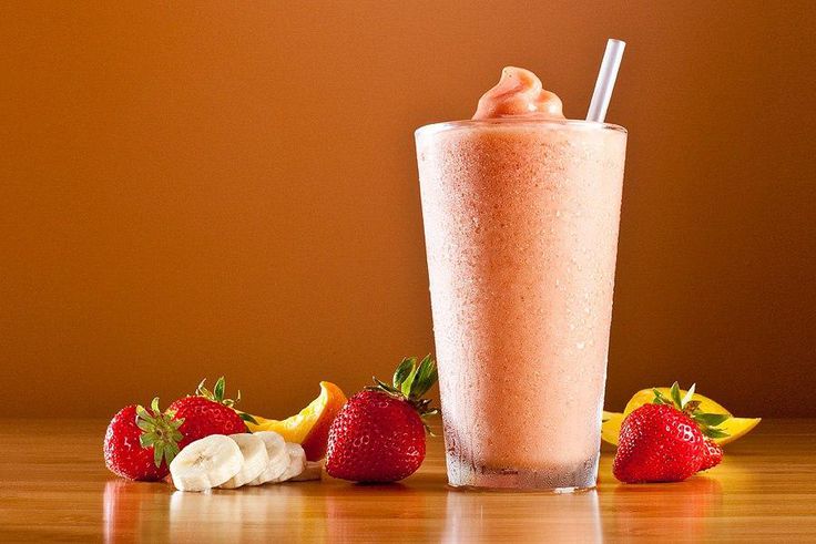 ___3757900___https:______static.pulse.com.gh___webservice___escenic___binary___3757900___2015___5___14___16___strawberry-banana-smoothie