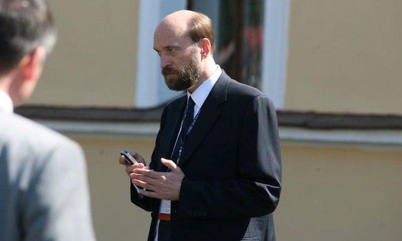 Tycoon Pugachev says has plan to freeze Russian assets