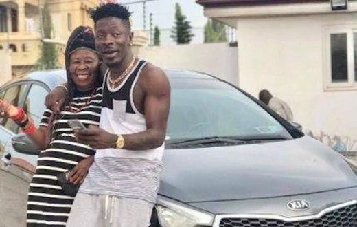 ___8070921___2018___3___5___16___shatta-wale-mother-birthday-car-ghkings